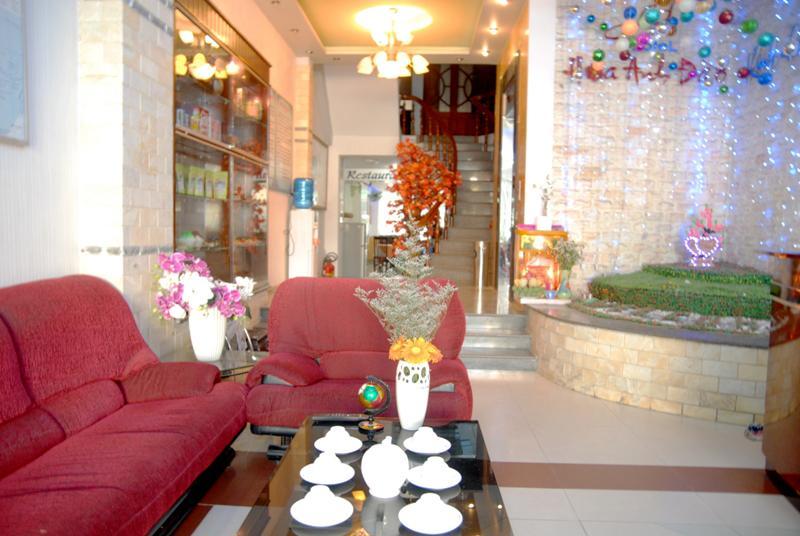 Hoa Anh Dao Hotel Tuy Hoa Exterior foto